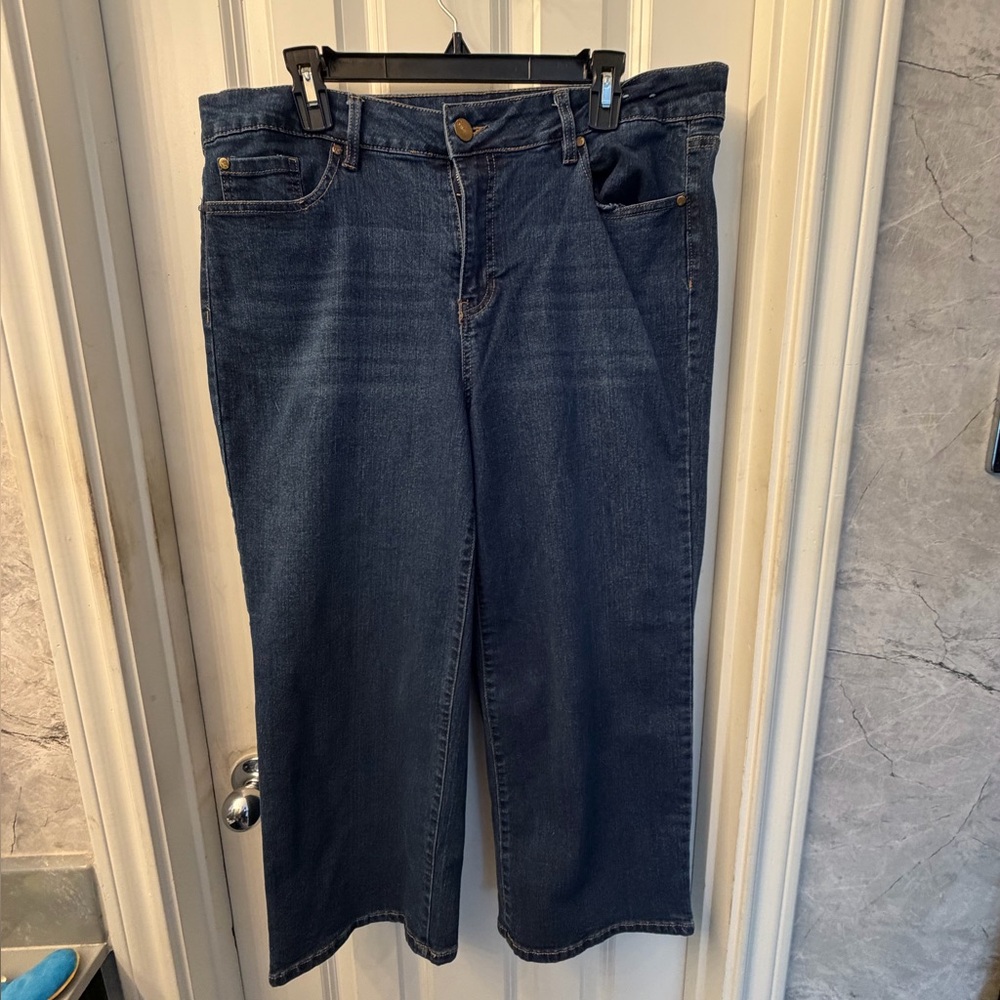 d.jeans - Cropped Flared Jean